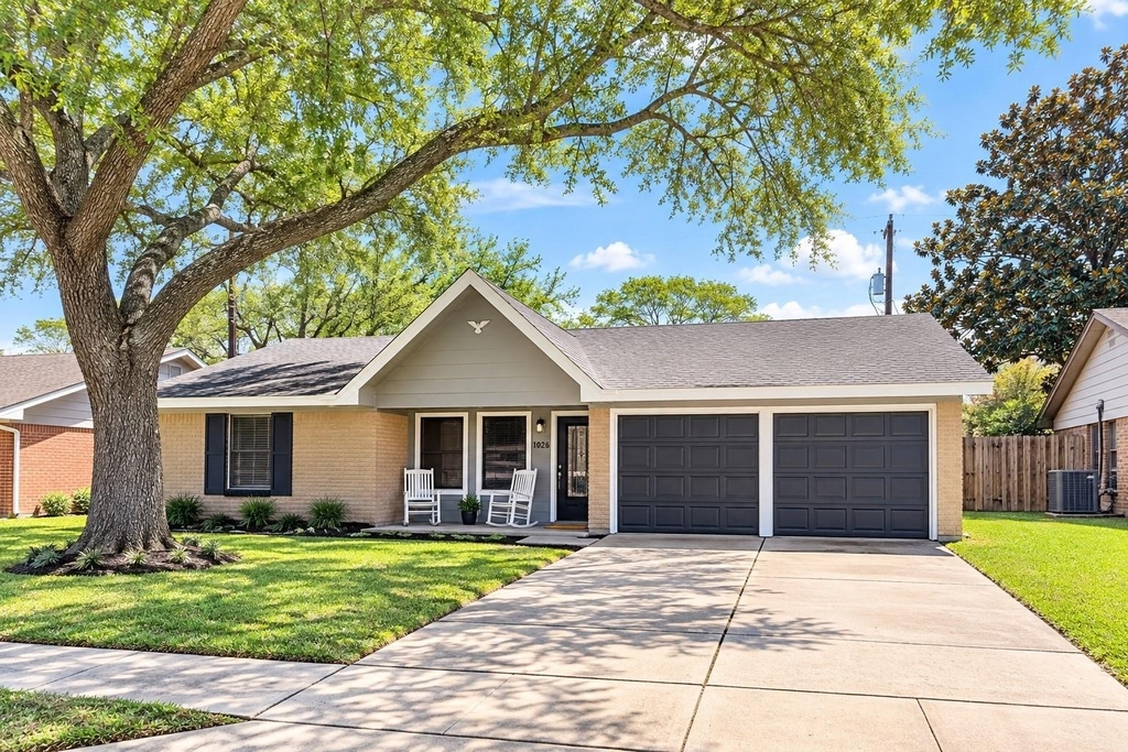 4234 Fleet Ln Lane - Photo 0