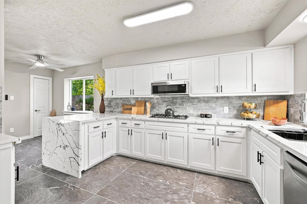 3538 Glenwood Springs Drive - Photo 9