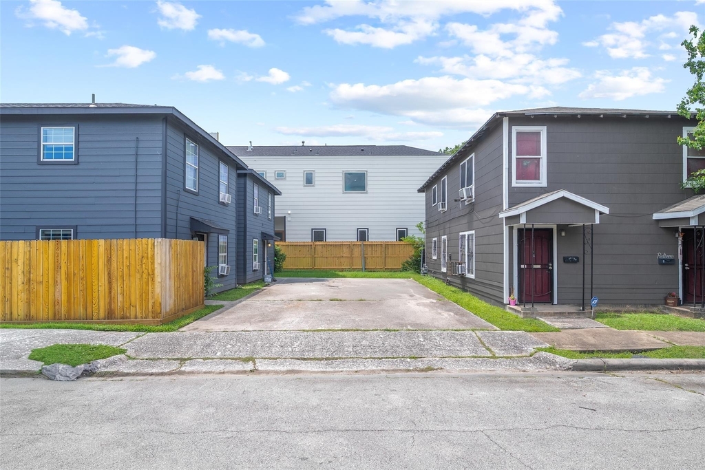 2410 Milby Street - Photo 14