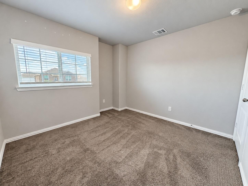 140 Kelly Street - Photo 22