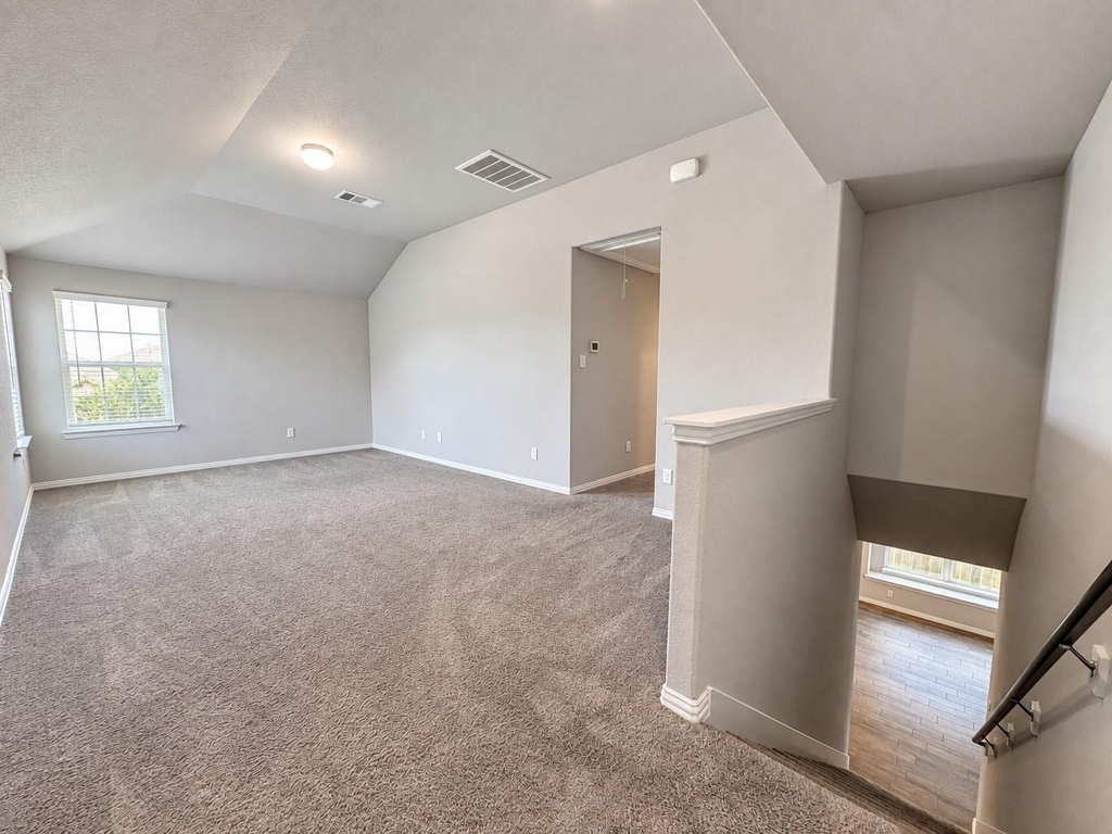 140 Kelly Street - Photo 11