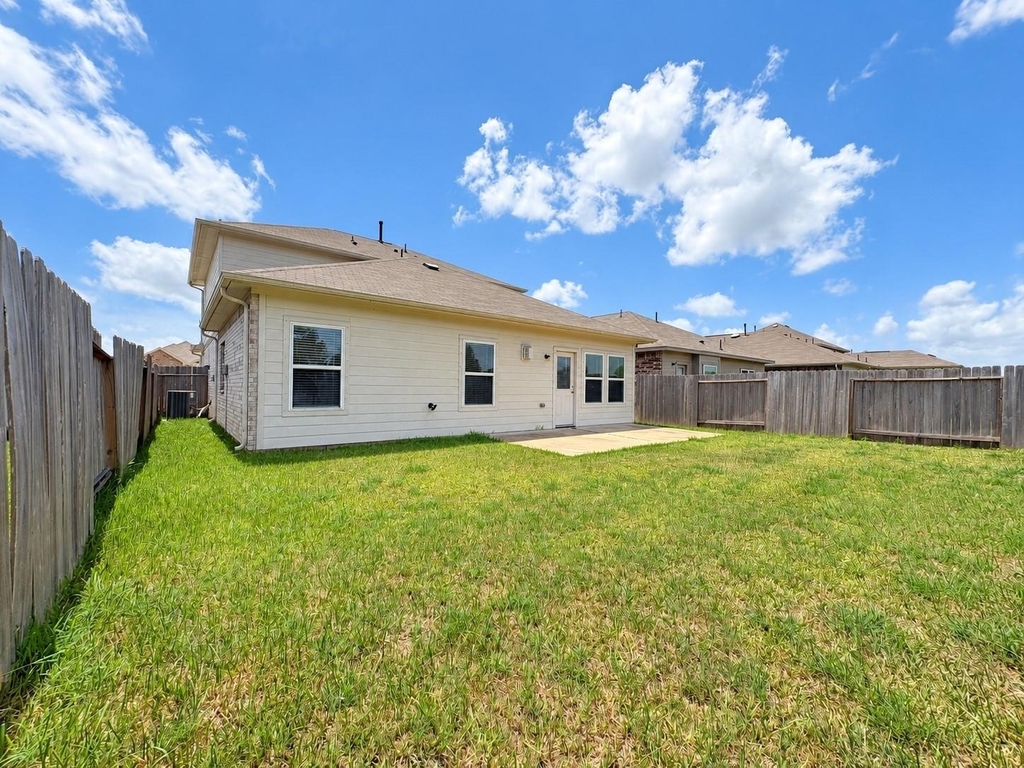 140 Kelly Street - Photo 30