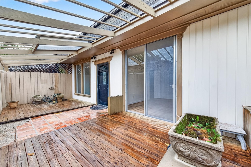 3300 Yorktown Street - Photo 3