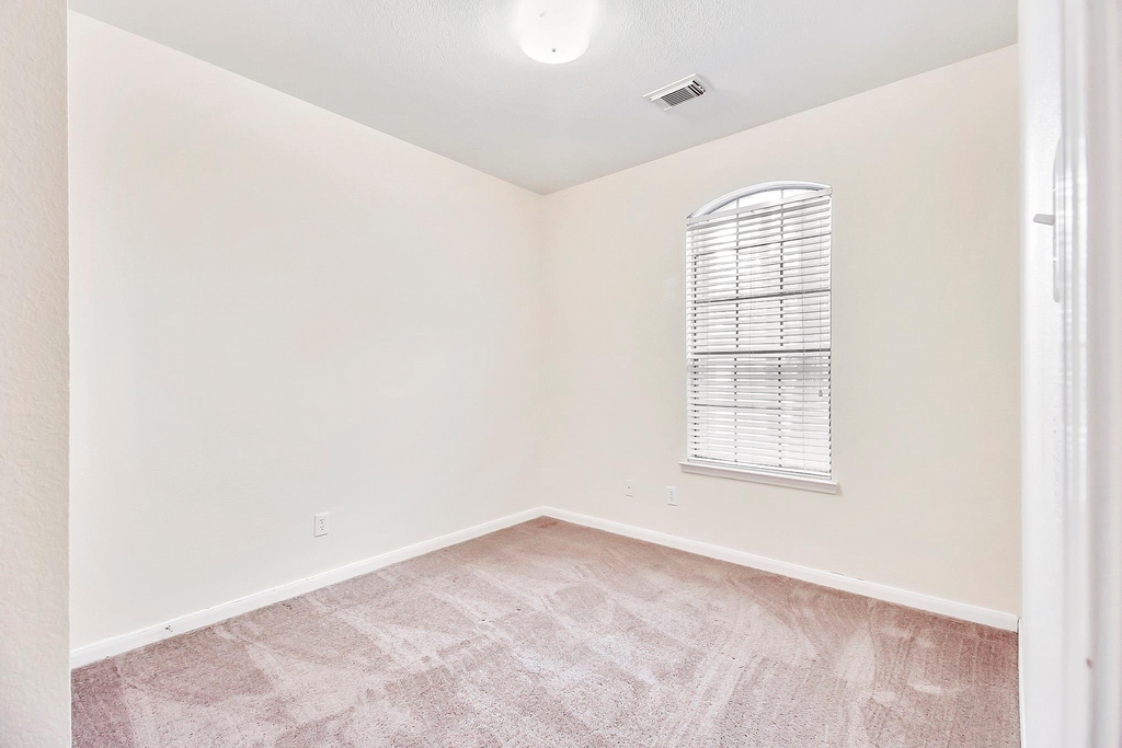 1814 Parkfair Court - Photo 28
