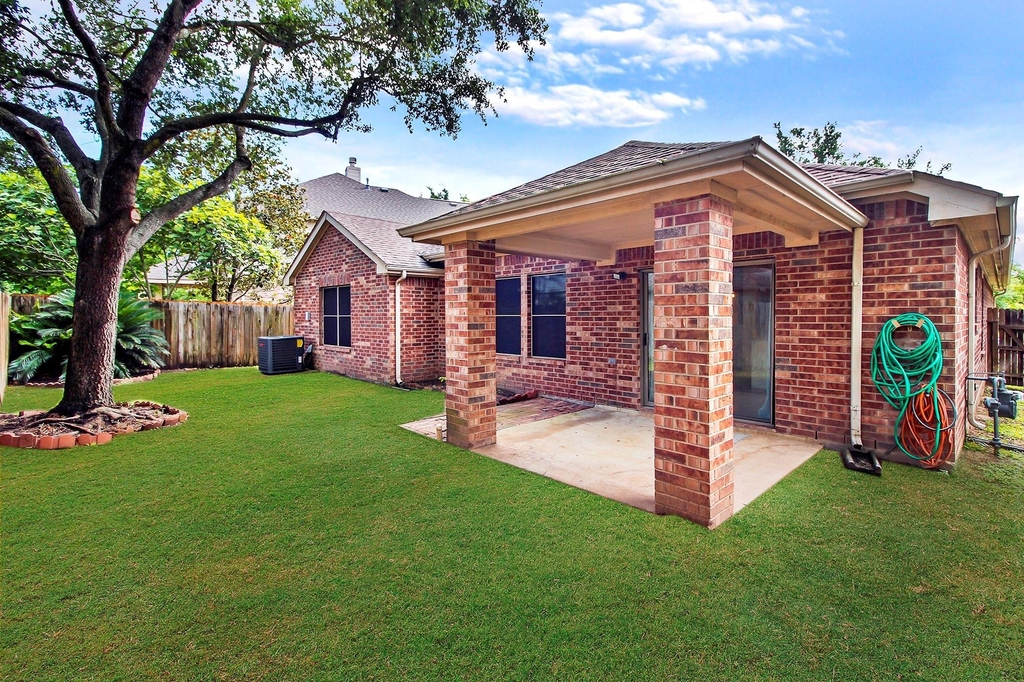 1814 Parkfair Court - Photo 34
