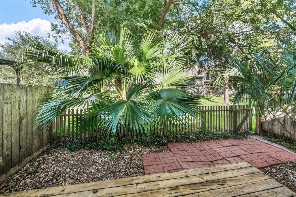 18040 Bal Harbour Drive - Photo 22