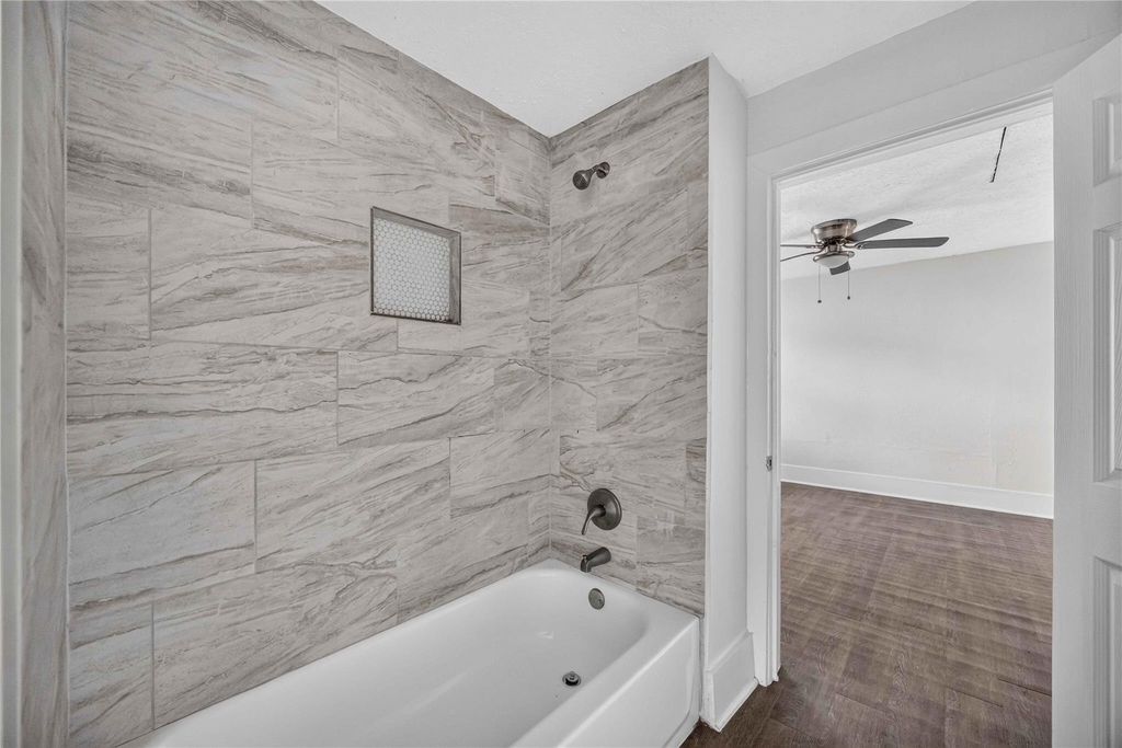 6414 Woodrow Street - Photo 14