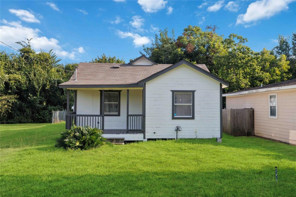 6414 Woodrow Street - Photo 0