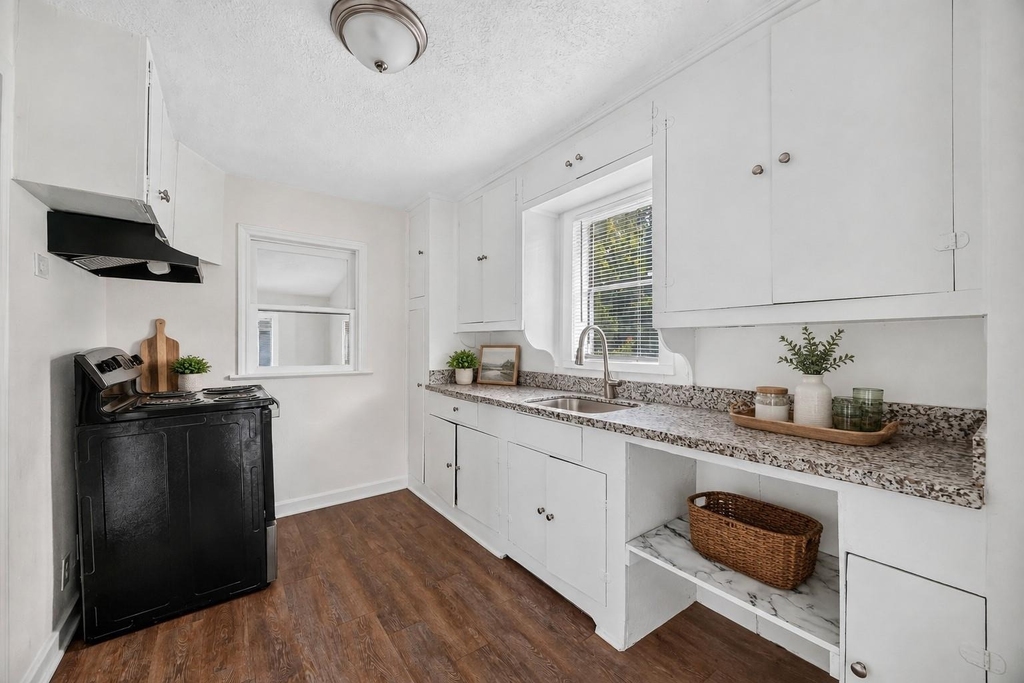 6414 Woodrow Street - Photo 4
