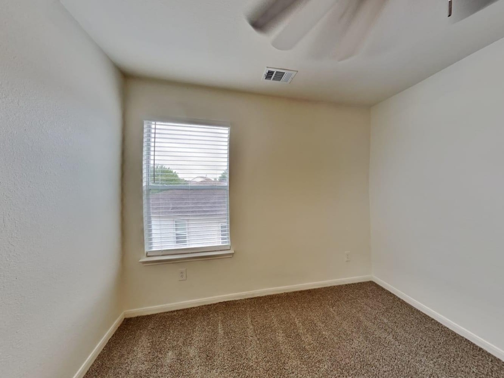 3638 Avalon Castle Drive - Photo 11
