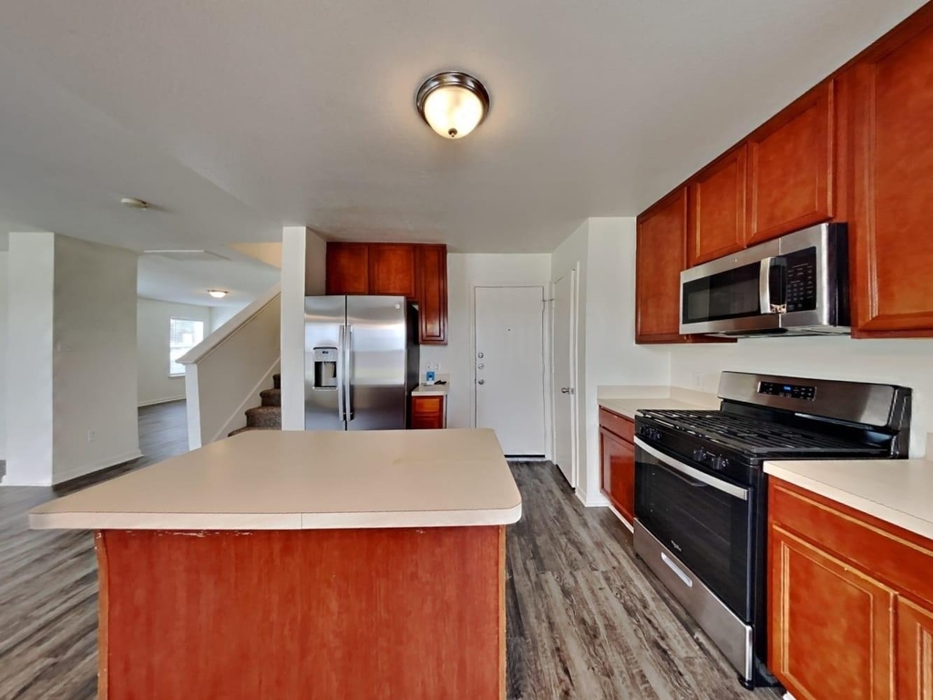 3638 Avalon Castle Drive - Photo 4