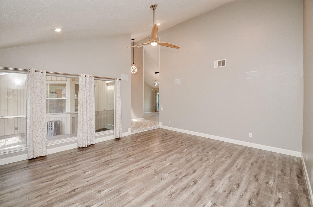 2119 Glen Knoll Drive - Photo 11