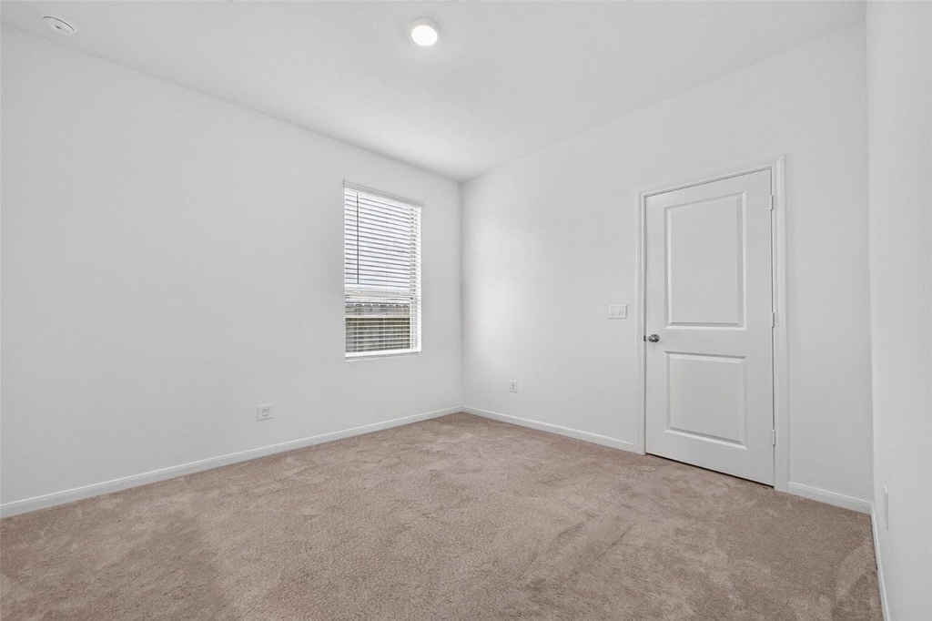 8111 Star Terrace Drive - Photo 24