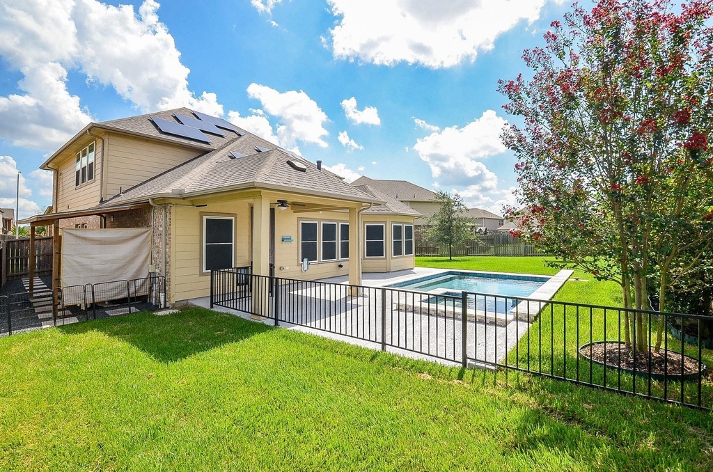 21303 Adela Point - Photo 31
