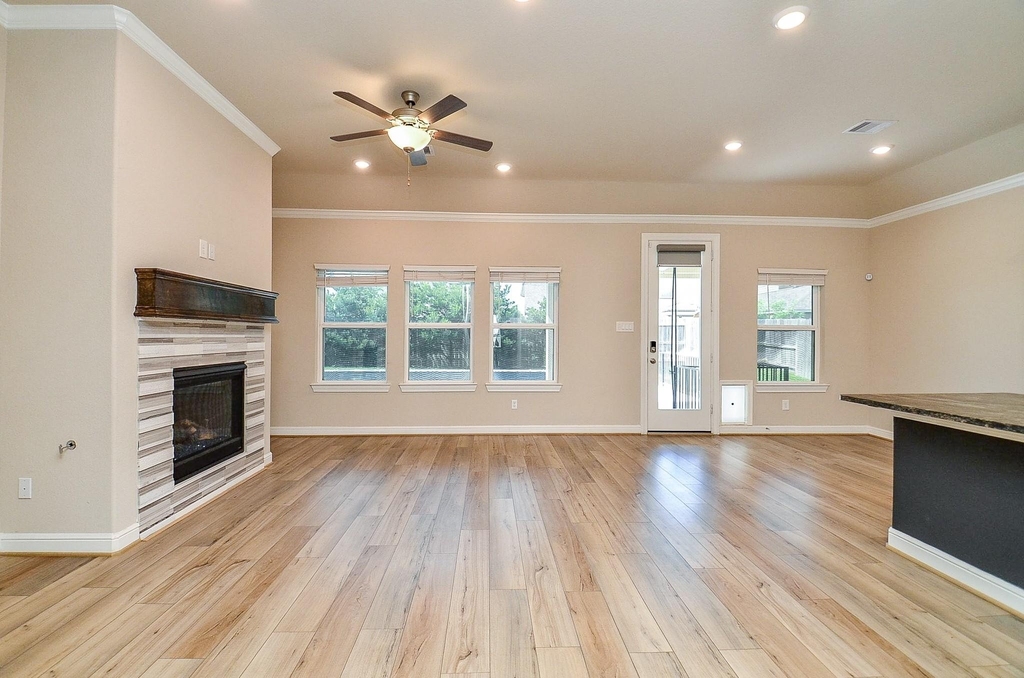 21303 Adela Point - Photo 9