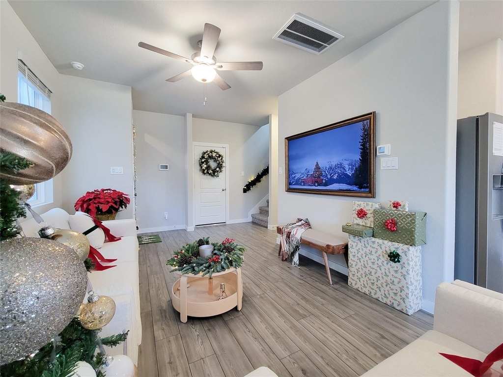 3119 Skyrock Drive - Photo 4