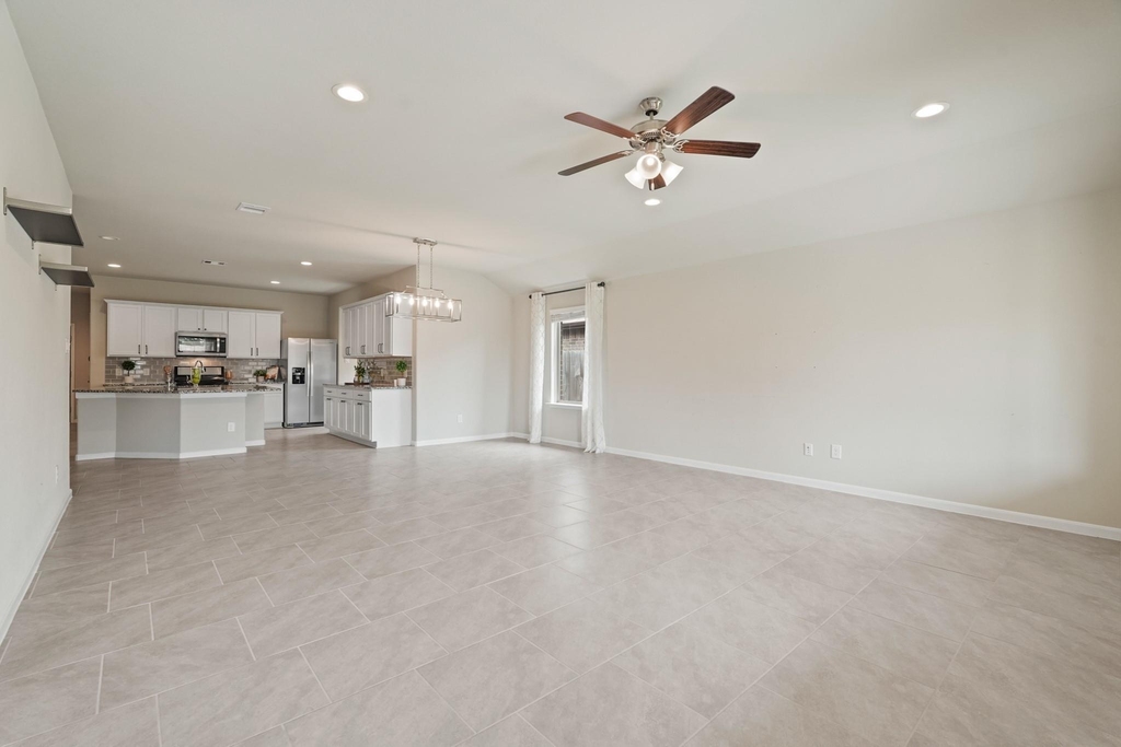 21047 Warrender Terrace Lane - Photo 18