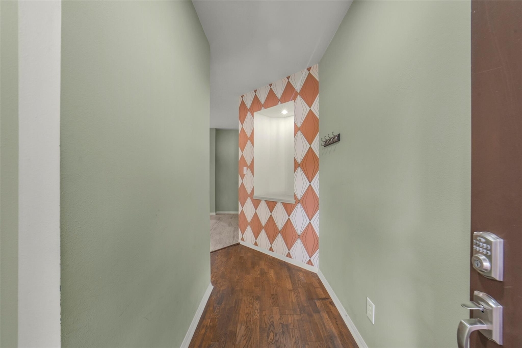 14606 Vaughnville Drive - Photo 1
