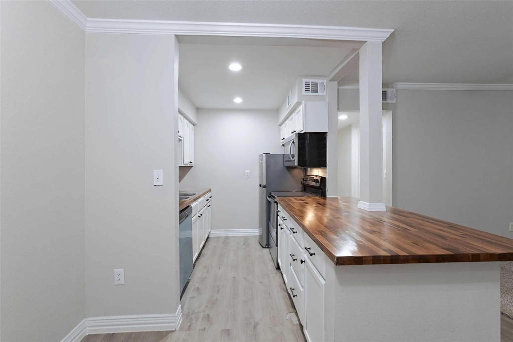 132 Oyster Creek Drive - Photo 7
