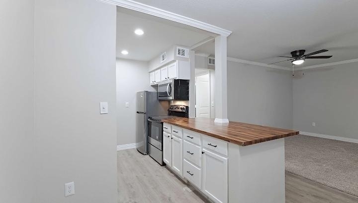 132 Oyster Creek Drive - Photo 2