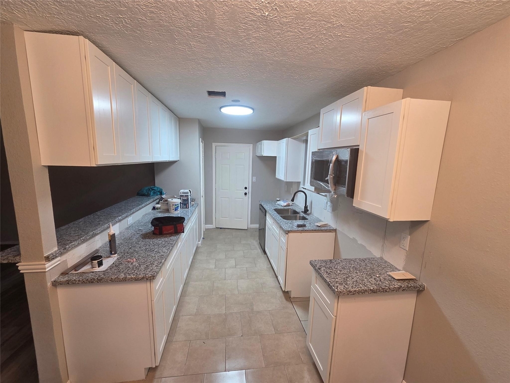 10911 Sagecrest Lane - Photo 6