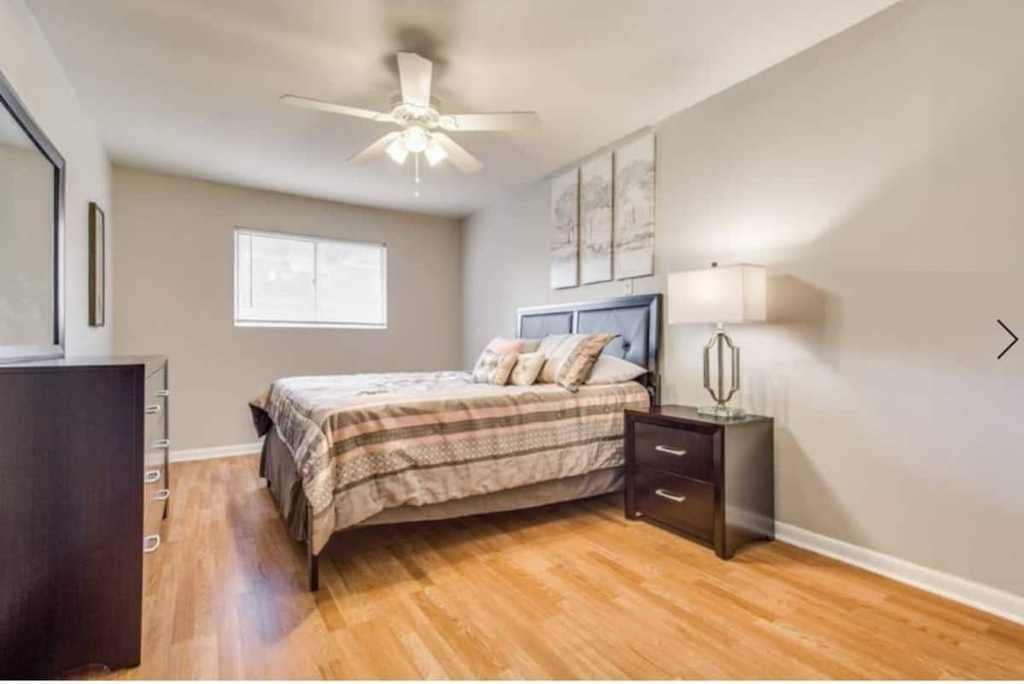 4202 Stanford Street - Photo 5