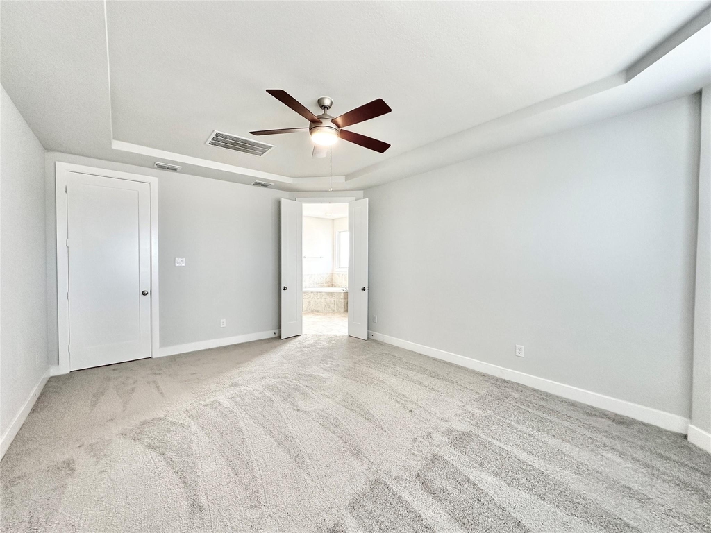 9218 Rocking Plain Lane - Photo 19