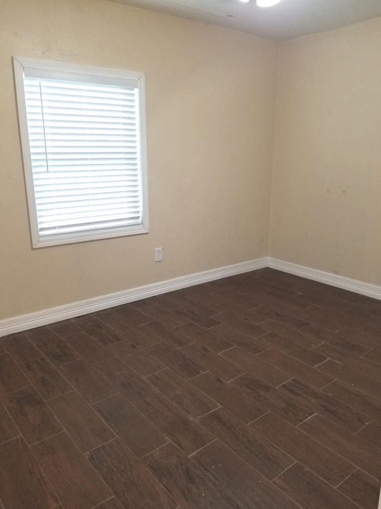 5631 Belarbor Street - Photo 11
