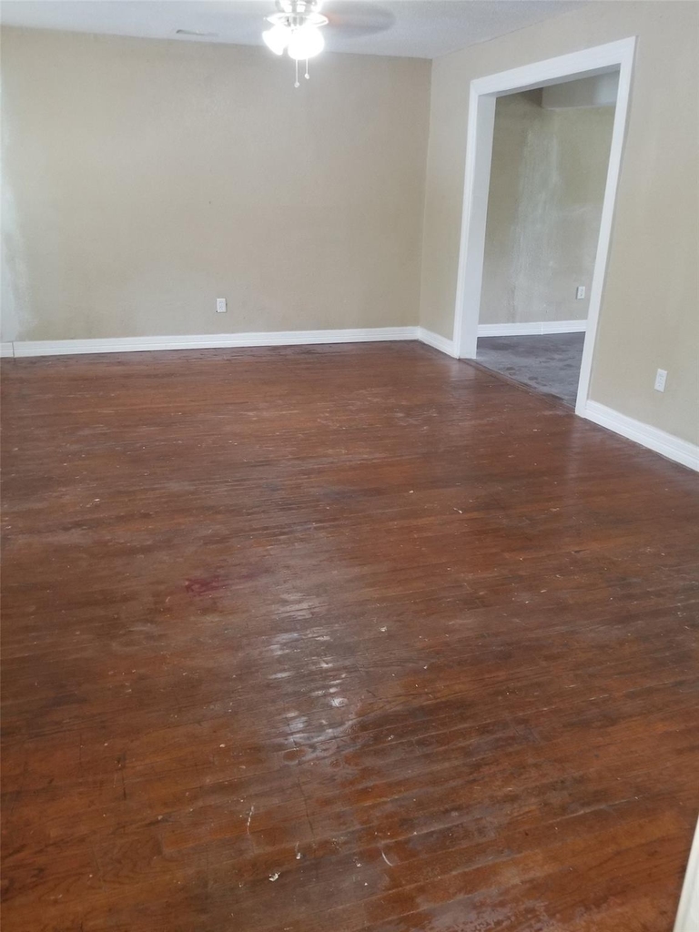 5631 Belarbor Street - Photo 3