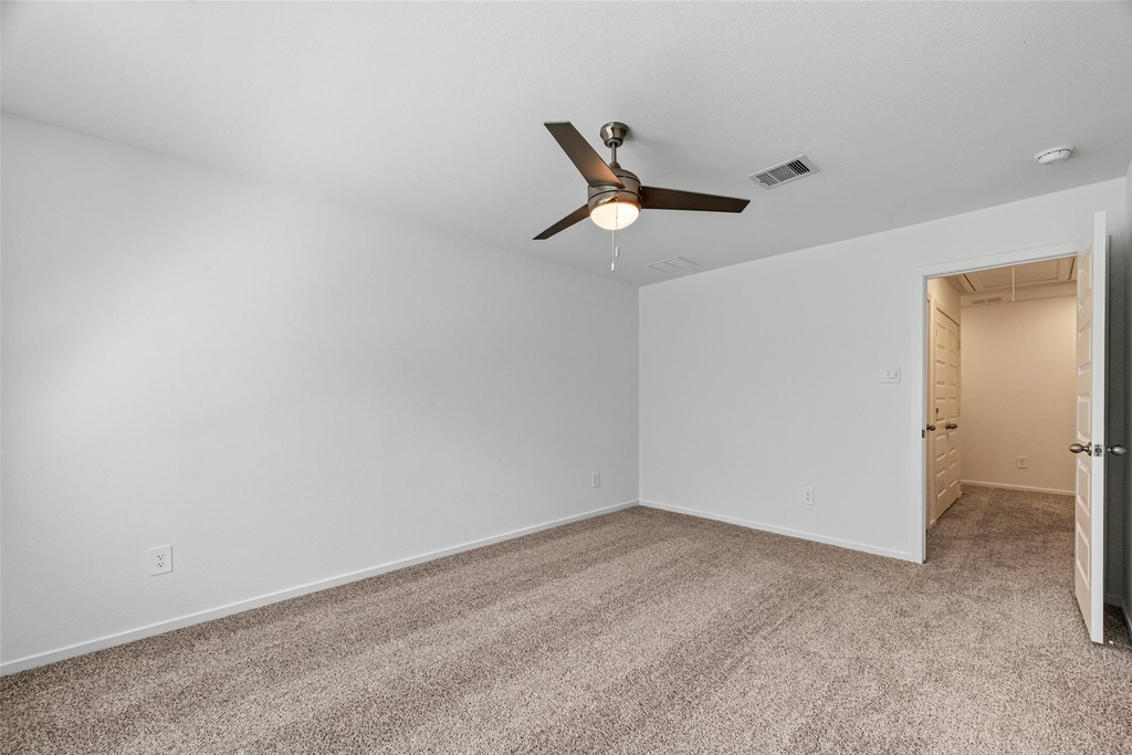 5927 Manning Oaks Street - Photo 3