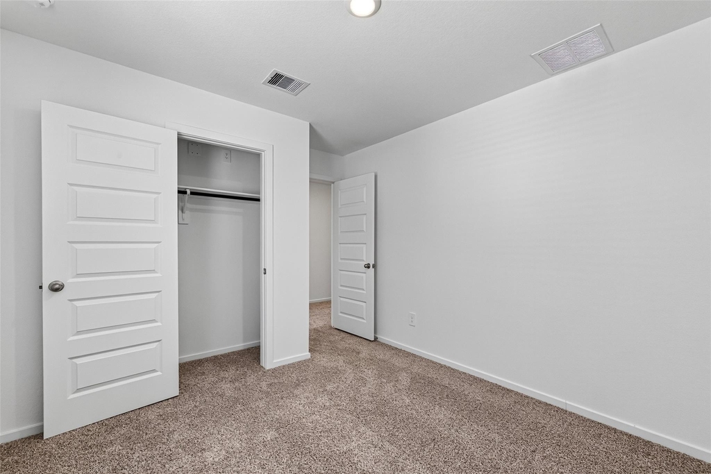 5927 Manning Oaks Street - Photo 9