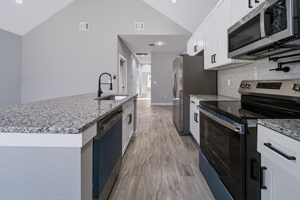 16733 E Hammon - Photo 10