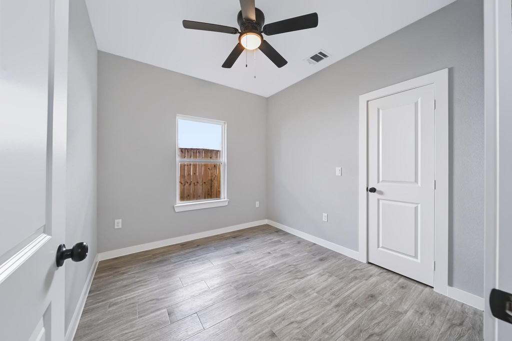 16733 E Hammon - Photo 14