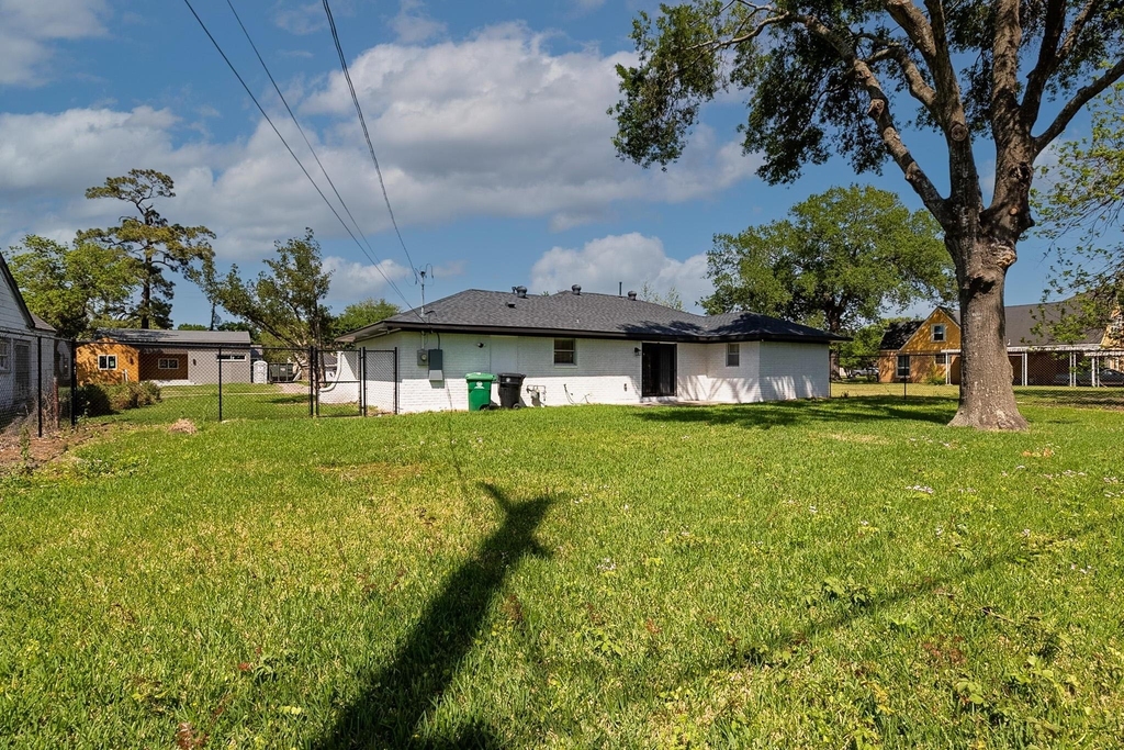 3320 Wentworth Street - Photo 43