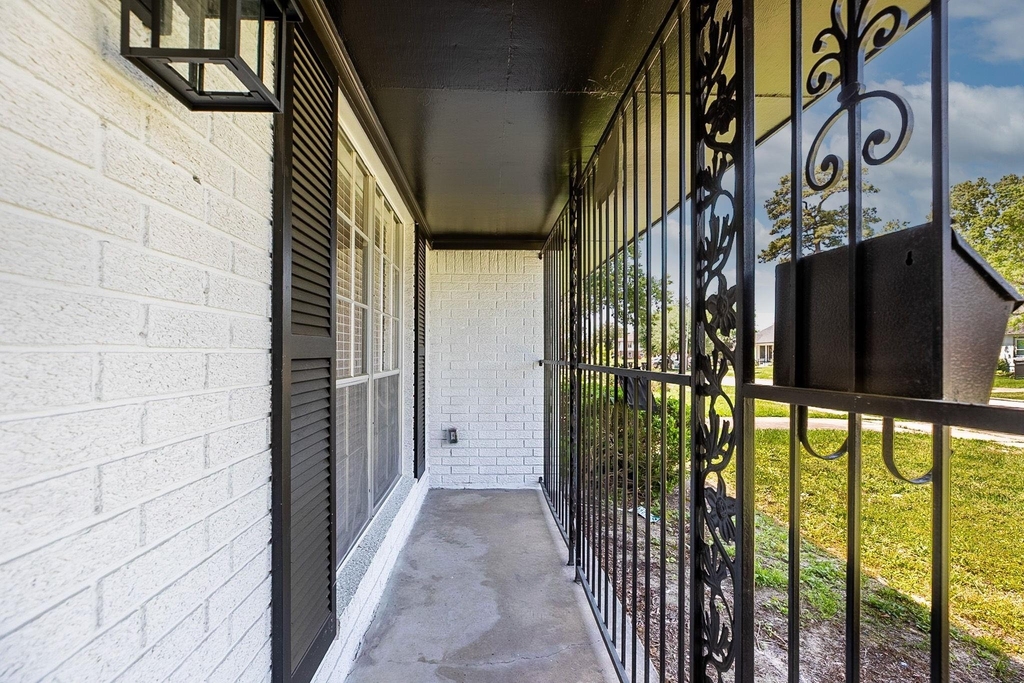 3320 Wentworth Street - Photo 6
