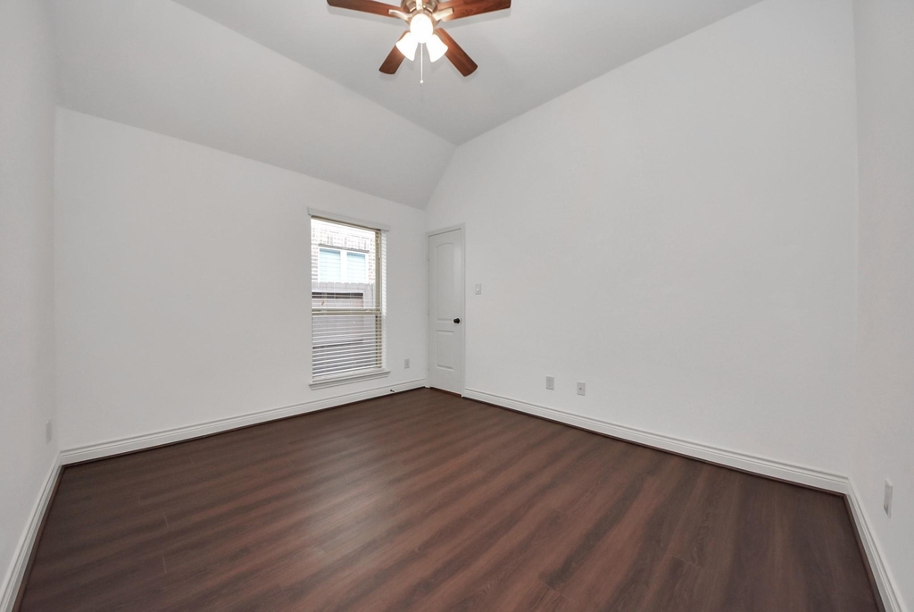 27126 Ashley Hills Court - Photo 37