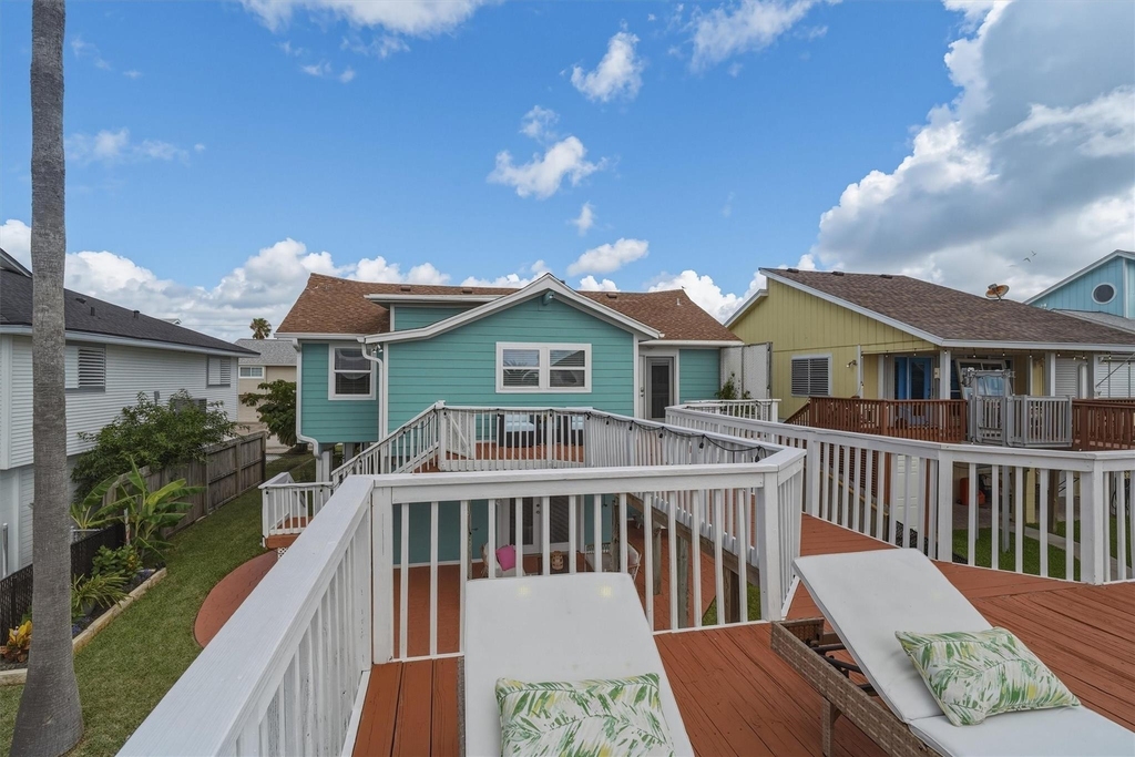 1078 Redfish Street - Photo 6