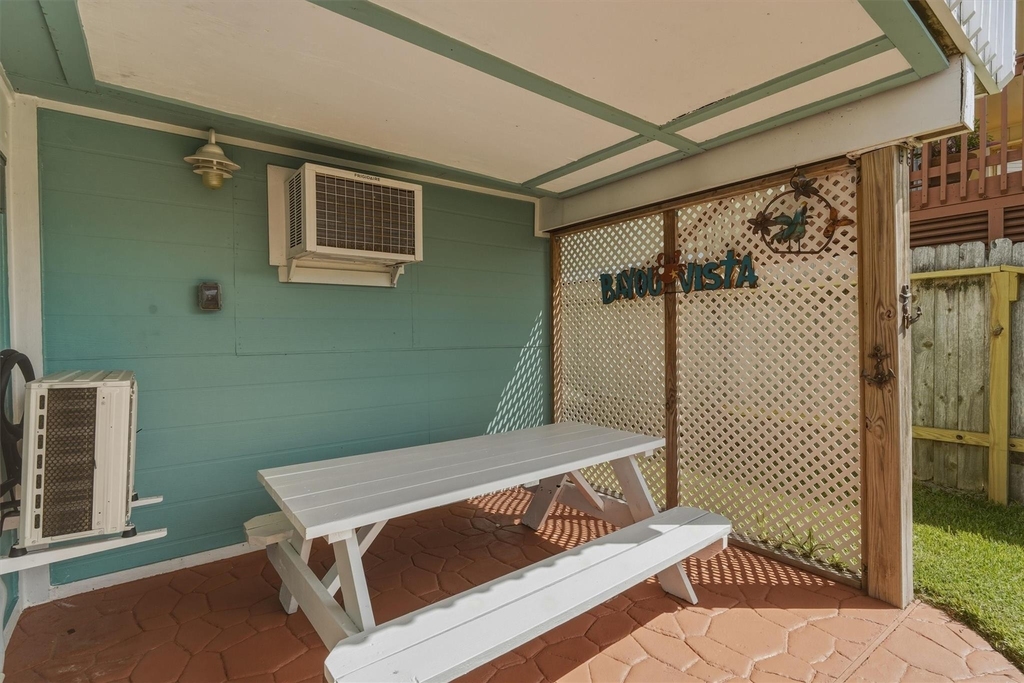 1078 Redfish Street - Photo 14
