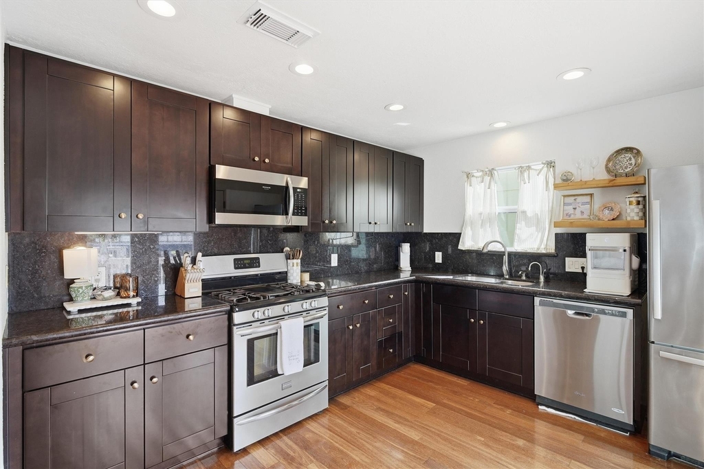 1078 Redfish Street - Photo 17