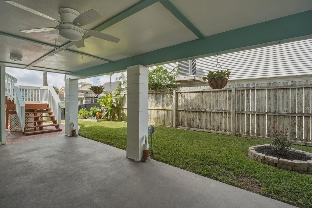 1078 Redfish Street - Photo 31