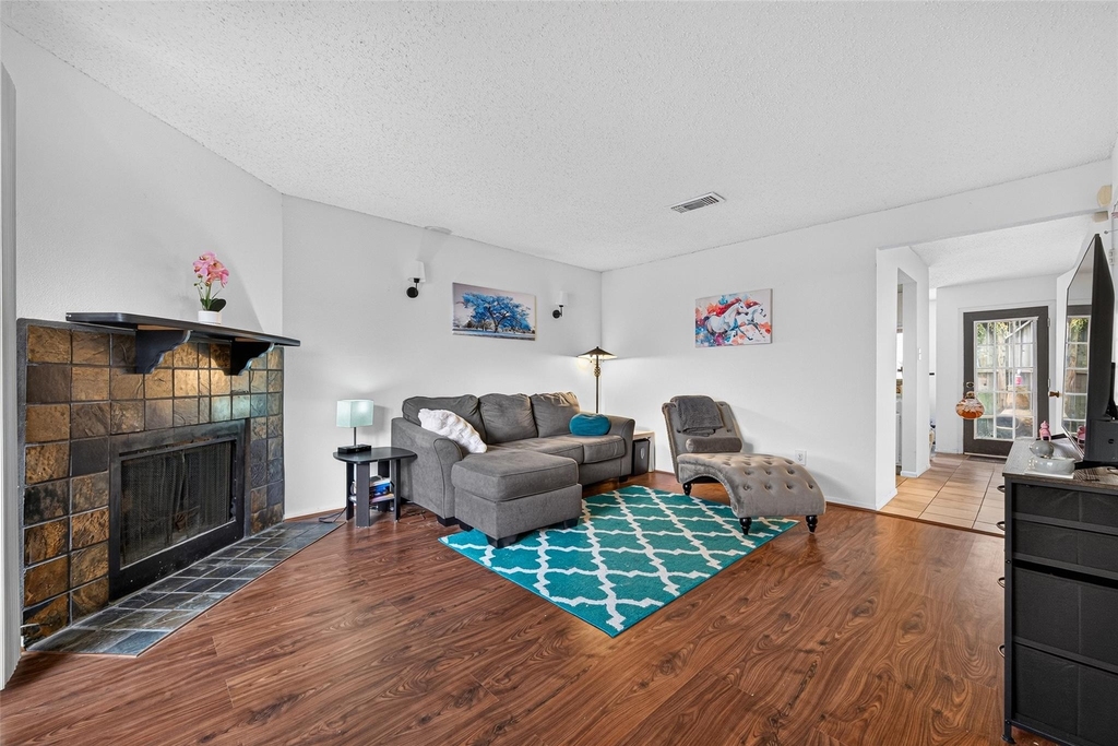 3993 Tanglewilde Street - Photo 3