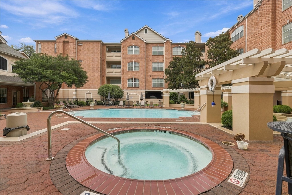 2100 Welch Street - Photo 16