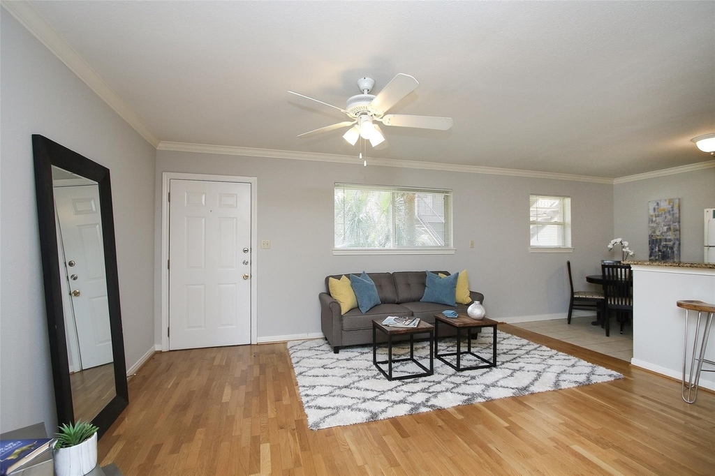 1309 Welch Street - Photo 1
