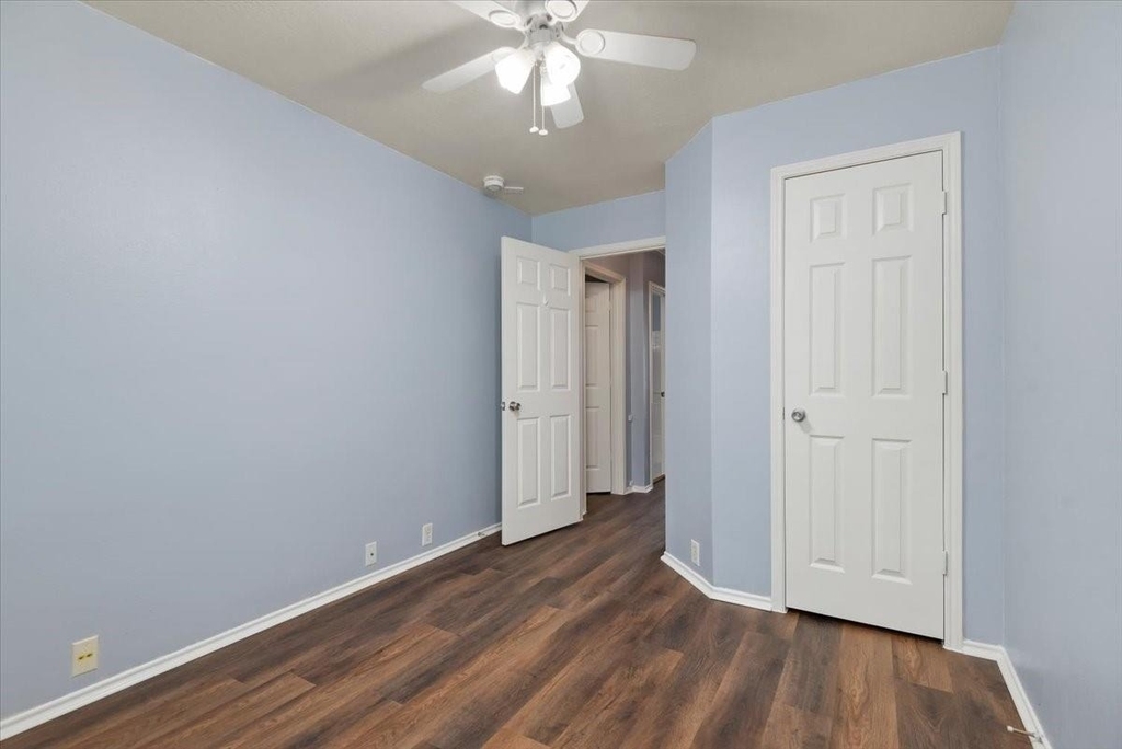 23851 Township Elm Street - Photo 17