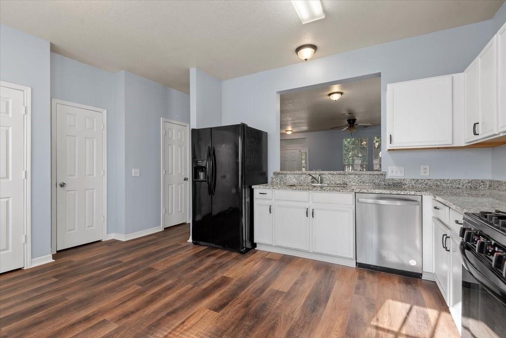 23851 Township Elm Street - Photo 7