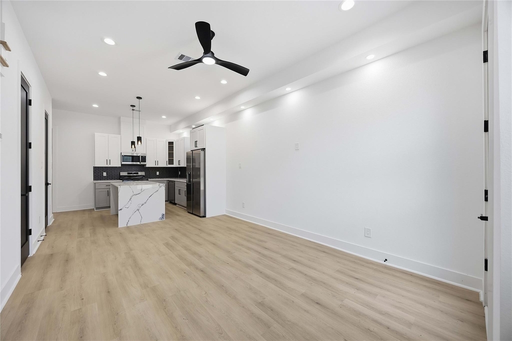 7932 Boy Street - Photo 5