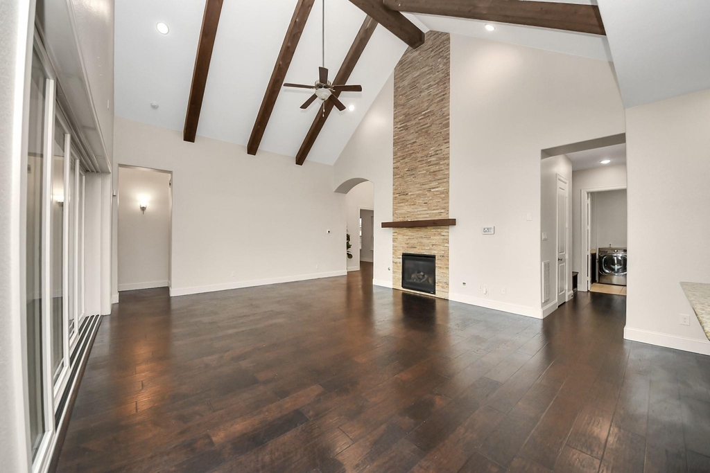 9814 Carver Drive - Photo 5