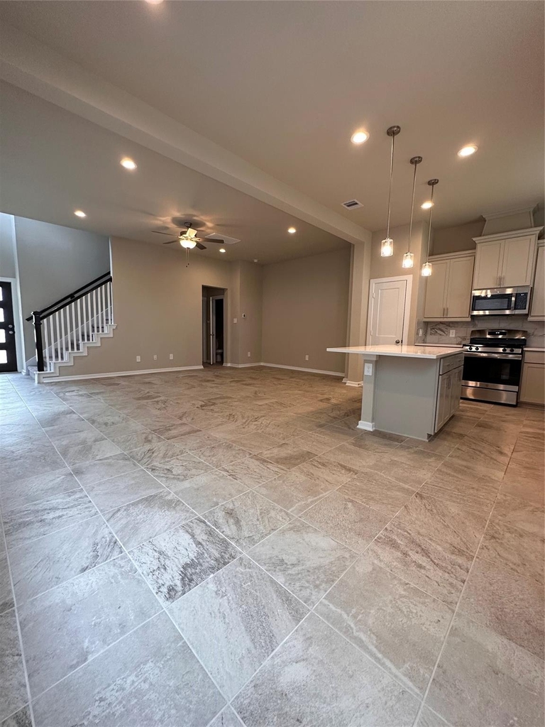 1523 Rustling Creek Drive - Photo 3