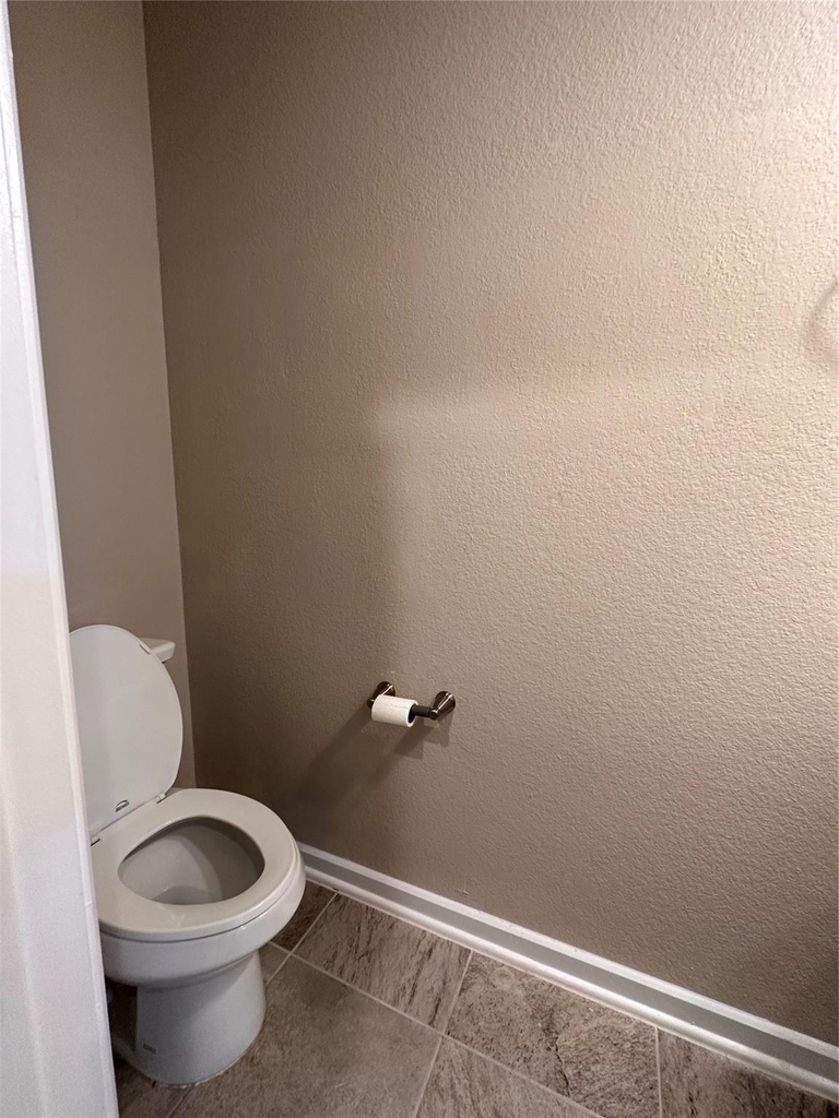 1523 Rustling Creek Drive - Photo 4
