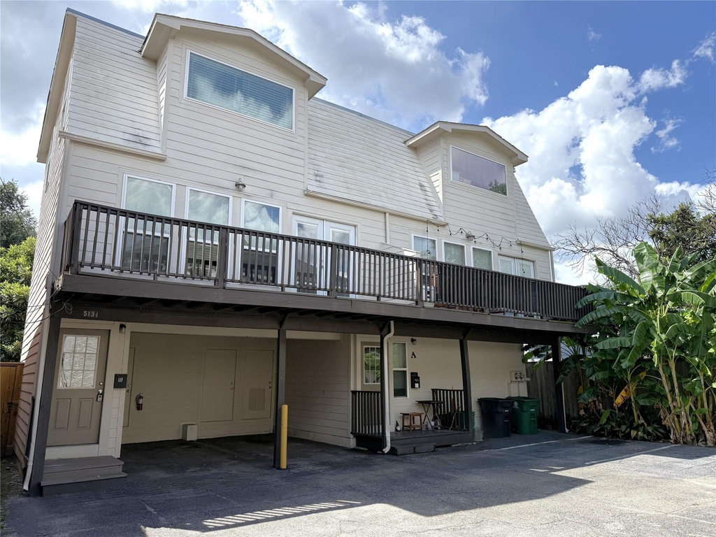 513 W Main Street - Photo 0
